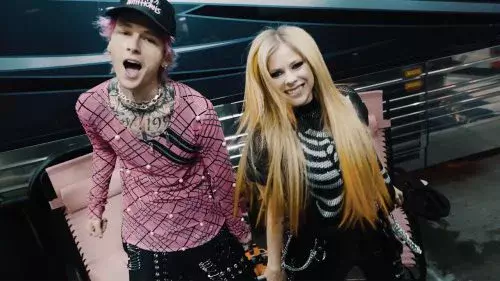 Bois Lie, I Can Too by Avril Lavigne feat. Machine Gun Kelly
