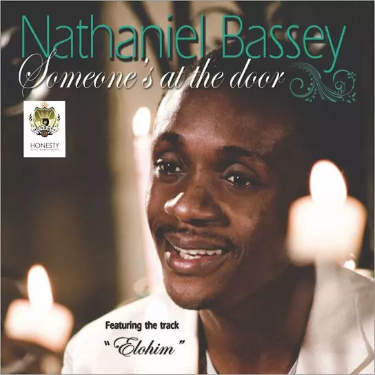 Nathaniel Bassey - Someone'S At The Door